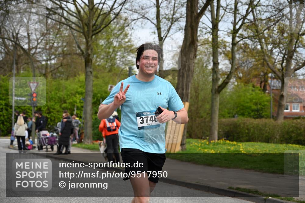 12.04.2026 - 45. Internationalen Wilhelmsburger Insellauf J. Mangold http://msf.ph/oto/9517950 12.04.2026 13:22:10 Ziel 2130, 2840, 3998, 5462, 5205, 4809, 2002, 2332, 2116, 3581, 3235, 3915, 5080, 4348, 5085, 3603, 3602, 5092, 2246, 5192, 5171, 3162, 4443, 4442, 3746, 5290, 3057, 3667, 5304, 4210, 4014, 2158 meine-sportfotos.de