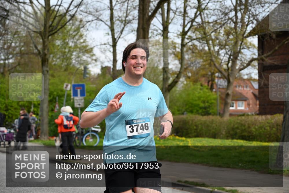 12.04.2026 - 45. Internationalen Wilhelmsburger Insellauf J. Mangold http://msf.ph/oto/9517953 12.04.2026 13:22:10 Ziel 2130, 2840, 3998, 5462, 5205, 4809, 2002, 2332, 2116, 3581, 3235, 3915, 5080, 4348, 5085, 3603, 3602, 5092, 2246, 5192, 5171, 3162, 4443, 4442, 3746, 5290, 3057, 3667, 5304, 4210, 4014, 2158 meine-sportfotos.de