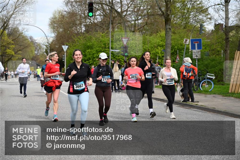 12.04.2026 - 45. Internationalen Wilhelmsburger Insellauf J. Mangold http://msf.ph/oto/9517968 12.04.2026 13:22:14 Ziel 5205, 4809, 2002, 2332, 2116, 3581, 3235, 3915, 5080, 4348, 5085, 3603, 3602, 5092, 2246, 5192, 5171, 3162, 4443, 4442, 3746, 5290, 5290, 3057, 3667, 5304, 4210, 4014, 2158, 2158, 5314 meine-sportfotos.de