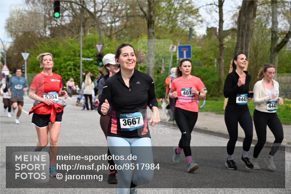 12.04.2026 - 45. Internationalen Wilhelmsburger Insellauf J. Mangold http://msf.ph/oto/9517984 12.04.2026 13:22:16 Ziel 4809, 2002, 2332, 2116, 3581, 3235, 3915, 5080, 4348, 5085, 3603, 3602, 5092, 2246, 5192, 5171, 3162, 4443, 4442, 3746, 5290, 3057, 3667, 5304, 3667, 5304, 4210, 4014, 2158, 5314 meine-sportfotos.de