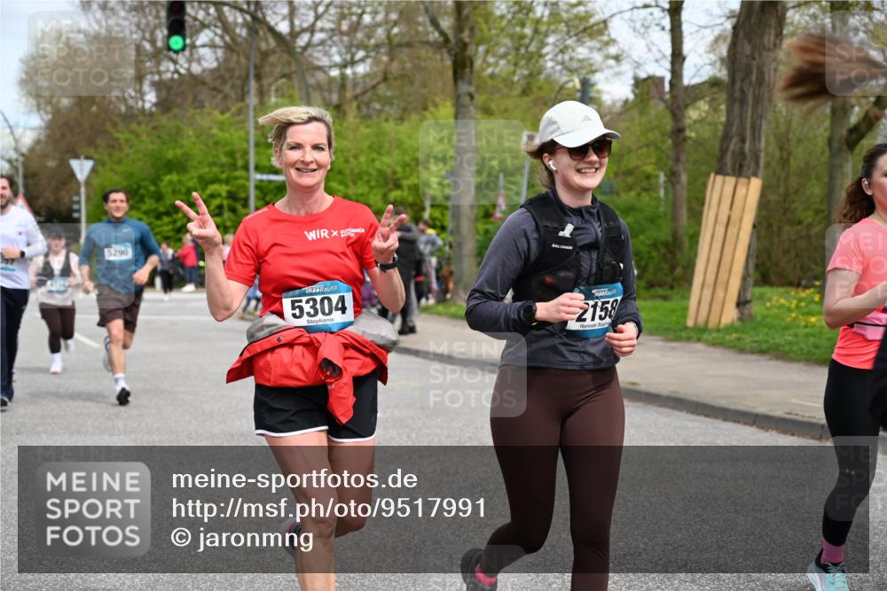 12.04.2026 - 45. Internationalen Wilhelmsburger Insellauf J. Mangold http://msf.ph/oto/9517991 12.04.2026 13:22:16 Ziel 4809, 2002, 2332, 2116, 3581, 3235, 3915, 5080, 4348, 5085, 3603, 3602, 5092, 2246, 5192, 5171, 3162, 4443, 4442, 3746, 5290, 3057, 3667, 5304, 3667, 5304, 4210, 4014, 2158, 5314 meine-sportfotos.de