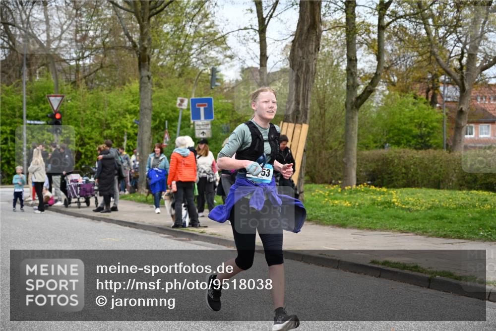 12.04.2026 - 45. Internationalen Wilhelmsburger Insellauf J. Mangold http://msf.ph/oto/9518038 12.04.2026 13:22:41 Ziel 3667, 5304, 4210, 4014, 2158, 5314, 4557, 4557, 2153, 5262, 4593, 4708, 3774, 3774, 4358, 5223, 3336, 3783 meine-sportfotos.de
