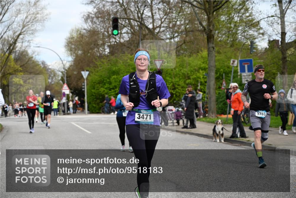 12.04.2026 - 45. Internationalen Wilhelmsburger Insellauf J. Mangold http://msf.ph/oto/9518183 12.04.2026 13:23:04 Ziel 4557, 2153, 5262, 4593, 4708, 3774, 4358, 5223, 3336, 3336, 3783, 3498, 3478, 4176, 5505, 3471, 3814, 2716, 3730, 3353, 2766 meine-sportfotos.de