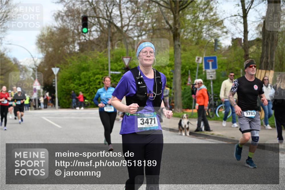 12.04.2026 - 45. Internationalen Wilhelmsburger Insellauf J. Mangold http://msf.ph/oto/9518189 12.04.2026 13:23:04 Ziel 4557, 2153, 5262, 4593, 4708, 3774, 4358, 5223, 3336, 3336, 3783, 3498, 3478, 4176, 5505, 3471, 3814, 2716, 3730, 3353, 2766 meine-sportfotos.de
