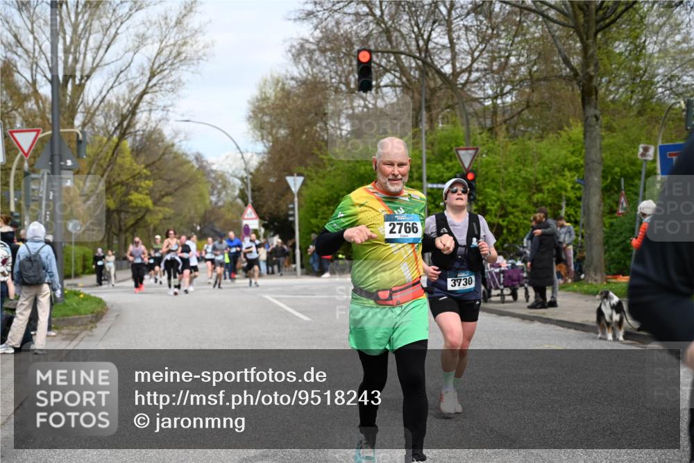 12.04.2026 - 45. Internationalen Wilhelmsburger Insellauf J. Mangold http://msf.ph/oto/9518243 12.04.2026 13:23:14 Ziel 4708, 3774, 4358, 5223, 3336, 3783, 3498, 3478, 4176, 5505, 3471, 3814, 2716, 3730, 3353, 2766, 5622, 3739, 5209, 5212, 2802 meine-sportfotos.de