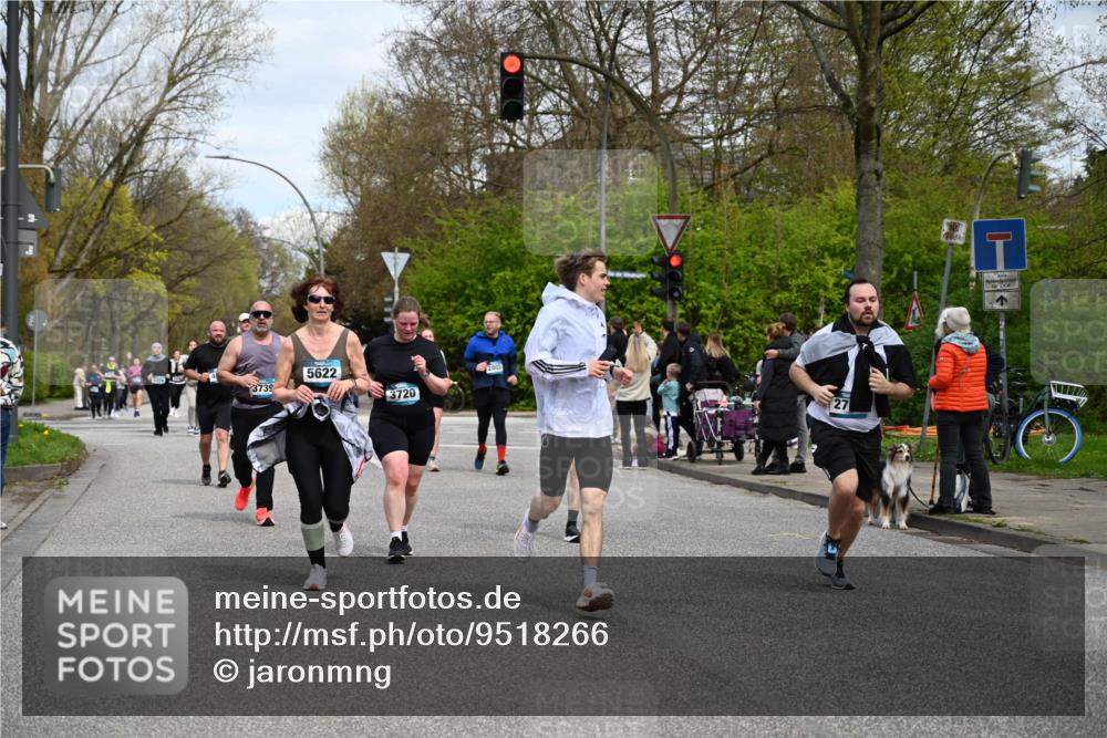 12.04.2026 - 45. Internationalen Wilhelmsburger Insellauf J. Mangold http://msf.ph/oto/9518266 12.04.2026 13:23:23 Ziel 5223, 3336, 3783, 3498, 3478, 4176, 5505, 3471, 3814, 2716, 3730, 3353, 2766, 5622, 3739, 3739, 5209, 5212, 2802, 2803, 3258, 3259, 4073, 4292, 4517, 3872 meine-sportfotos.de