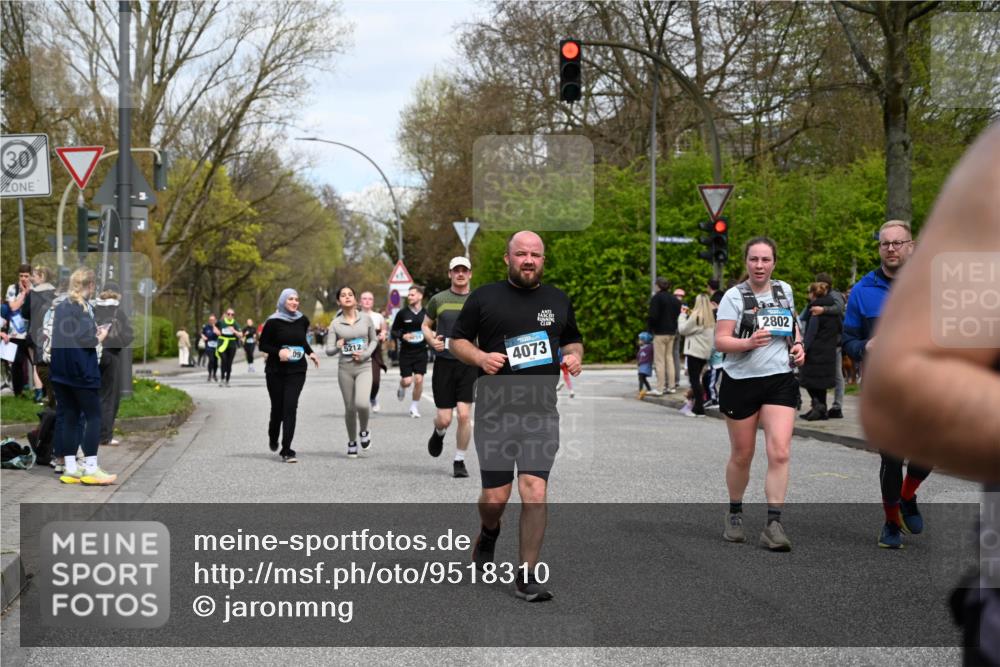 12.04.2026 - 45. Internationalen Wilhelmsburger Insellauf J. Mangold http://msf.ph/oto/9518310 12.04.2026 13:23:29 Ziel 3336, 3783, 3498, 3478, 4176, 5505, 3471, 3814, 2716, 3730, 3353, 2766, 5622, 3739, 5209, 5212, 2802, 2803, 3258, 3259, 4073, 4292, 4517, 3872, 5017, 3871 meine-sportfotos.de
