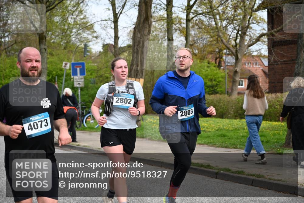 12.04.2026 - 45. Internationalen Wilhelmsburger Insellauf J. Mangold http://msf.ph/oto/9518327 12.04.2026 13:23:31 Ziel 3498, 3478, 4176, 5505, 3471, 3814, 2716, 3730, 3353, 2766, 5622, 5622, 3739, 5209, 5212, 2802, 2803, 3258, 3259, 4073, 4292, 4517, 3872, 5017, 3871, 5632, 4365, 3267, 2562 meine-sportfotos.de