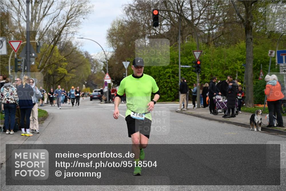 12.04.2026 - 45. Internationalen Wilhelmsburger Insellauf J. Mangold http://msf.ph/oto/9518504 12.04.2026 13:24:02 Ziel 2802, 2803, 3258, 3259, 4073, 4292, 4517, 3872, 5017, 3871, 5632, 4365, 3267, 2562, 5356, 5355, 4567, 2145, 3936, 4908, 4016, 2111, 2112, 2290 meine-sportfotos.de