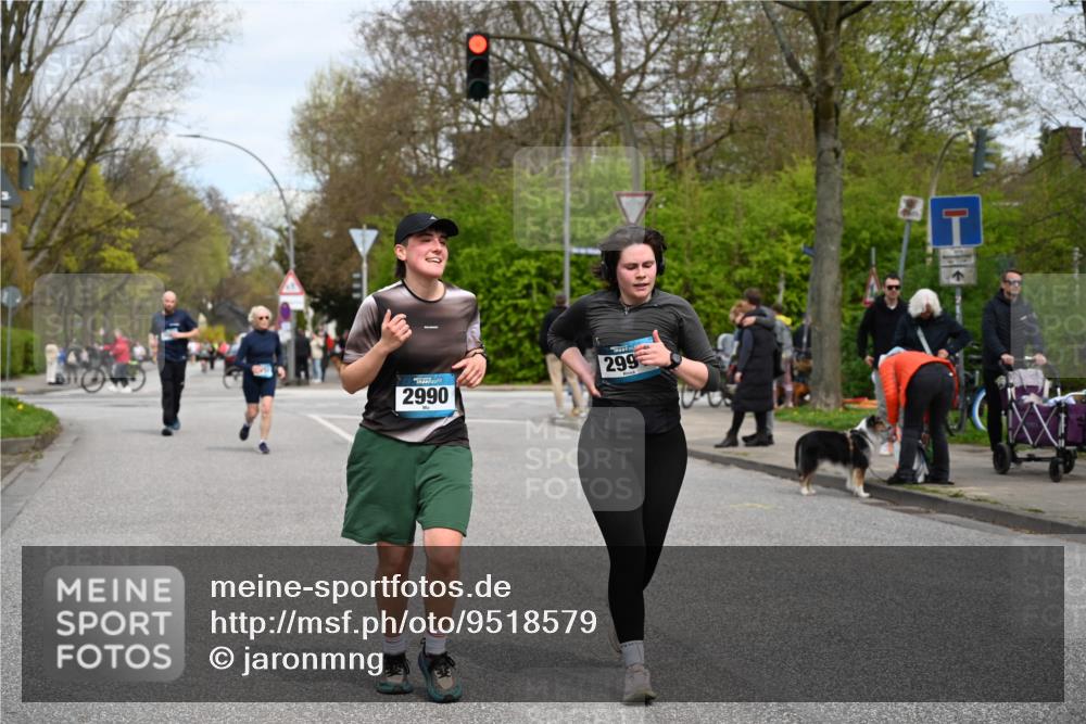 12.04.2026 - 45. Internationalen Wilhelmsburger Insellauf J. Mangold http://msf.ph/oto/9518579 12.04.2026 13:24:23 Ziel 4567, 2145, 3936, 4908, 4016, 2111, 2112, 2290, 4812, 2990, 2991, 2012, 5021, 4751, 2558, 2557 meine-sportfotos.de