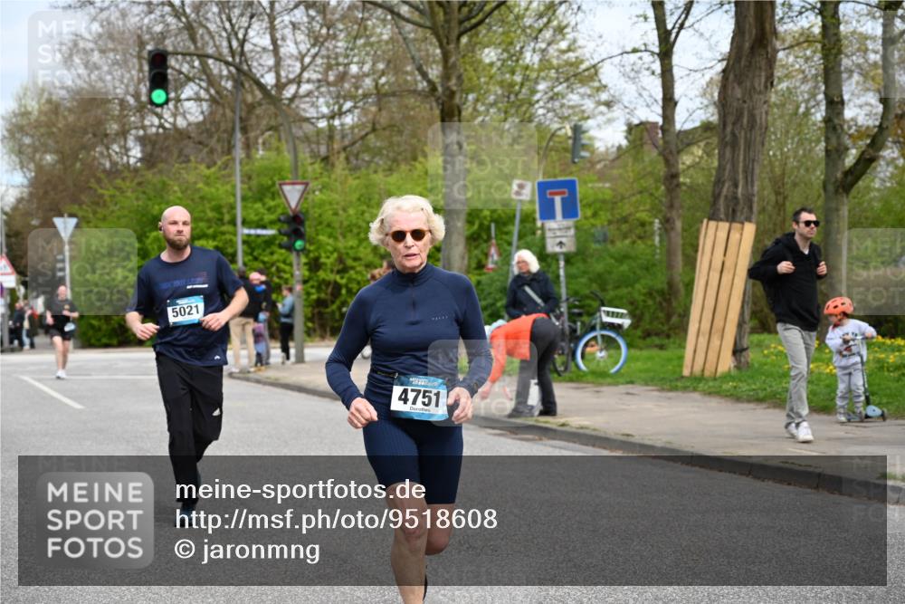 12.04.2026 - 45. Internationalen Wilhelmsburger Insellauf J. Mangold http://msf.ph/oto/9518608 12.04.2026 13:24:30 Ziel 4567, 2145, 3936, 4908, 4016, 2111, 2112, 2290, 4812, 2990, 2991, 2012, 5021, 4751, 4751, 2558, 2557 meine-sportfotos.de