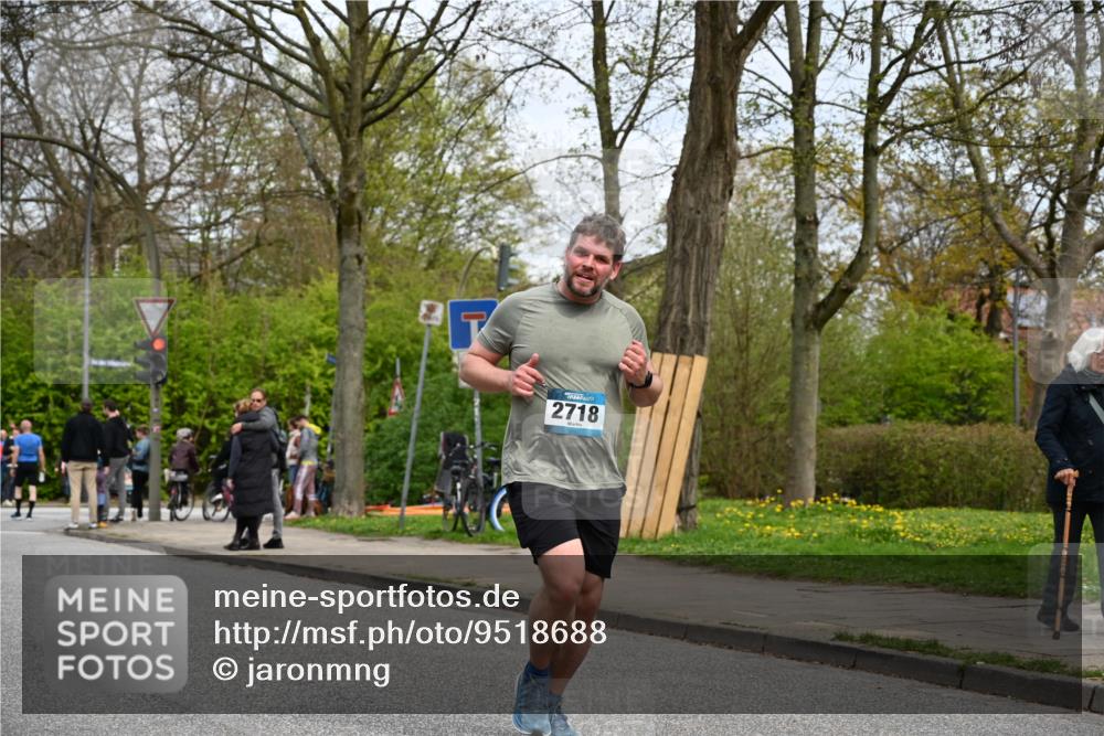 12.04.2026 - 45. Internationalen Wilhelmsburger Insellauf J. Mangold http://msf.ph/oto/9518688 12.04.2026 13:25:03 Ziel 5021, 4751, 2558, 2557, 2848, 2258, 2257, 2718, 5152, 5757 meine-sportfotos.de