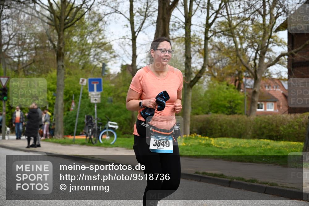 12.04.2026 - 45. Internationalen Wilhelmsburger Insellauf J. Mangold http://msf.ph/oto/9518736 12.04.2026 13:25:20 Ziel 2848, 2258, 2257, 2718, 5152, 5757, 3649, 4604, 4790, 2717, 4431, 3023, 3024 meine-sportfotos.de