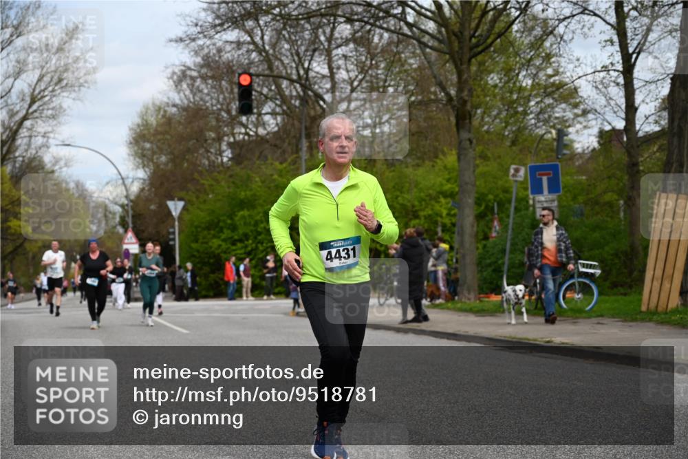 12.04.2026 - 45. Internationalen Wilhelmsburger Insellauf J. Mangold http://msf.ph/oto/9518781 12.04.2026 13:25:29 Ziel 2848, 2258, 2257, 2718, 5152, 5757, 3649, 4604, 4790, 2717, 4431, 3023, 3024, 2881, 4064, 4684 meine-sportfotos.de