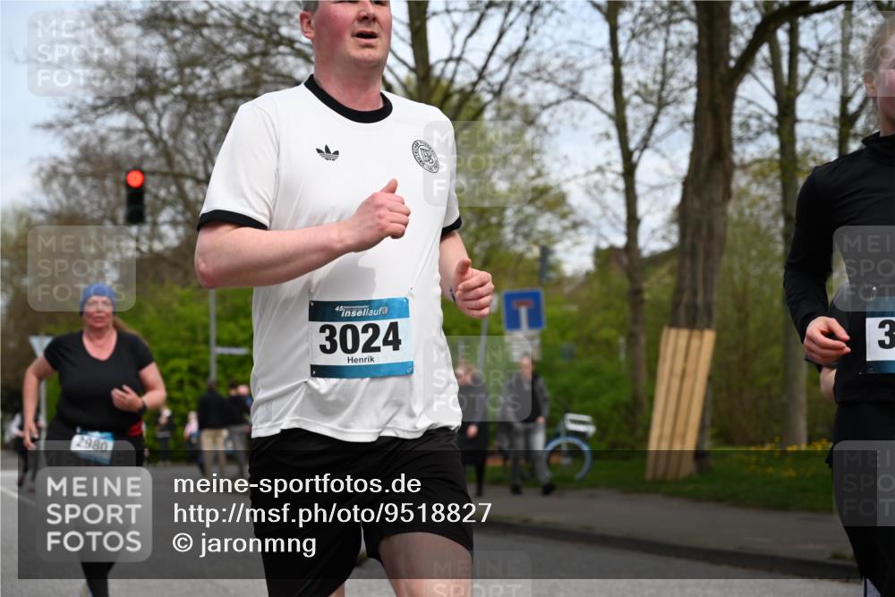 12.04.2026 - 45. Internationalen Wilhelmsburger Insellauf J. Mangold http://msf.ph/oto/9518827 12.04.2026 13:25:40 Ziel 5152, 5757, 3649, 4604, 4790, 2717, 4431, 3023, 3024, 2881, 4064, 4684, 2298, 4839, 4840, 4774, 4881 meine-sportfotos.de