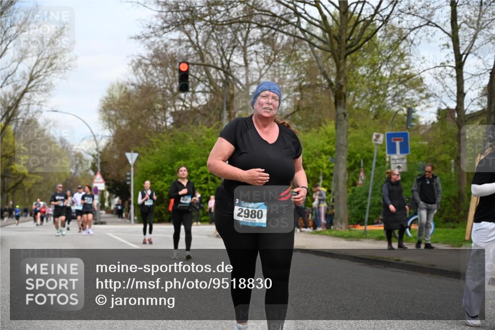 12.04.2026 - 45. Internationalen Wilhelmsburger Insellauf J. Mangold http://msf.ph/oto/9518830 12.04.2026 13:25:42 Ziel 5152, 5757, 3649, 4604, 4790, 2717, 4431, 3023, 3023, 3024, 2881, 4064, 4684, 2298, 4839, 4840, 4774, 4881, 4049 meine-sportfotos.de