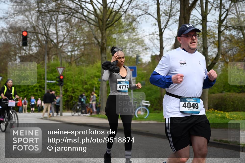 12.04.2026 - 45. Internationalen Wilhelmsburger Insellauf J. Mangold http://msf.ph/oto/9518874 12.04.2026 13:25:55 Ziel 4604, 4790, 2717, 4431, 3023, 3024, 2881, 4064, 4684, 2298, 2298, 4839, 4840, 4774, 4881, 4049, 4411, 5206, 2360, 5245, 2933, 2359 meine-sportfotos.de