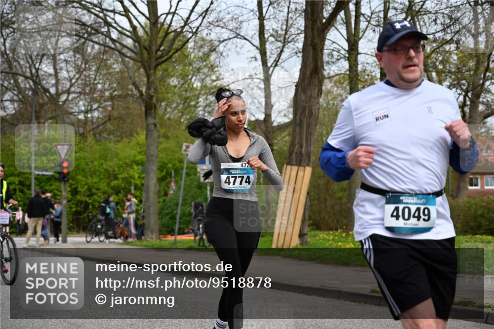 12.04.2026 - 45. Internationalen Wilhelmsburger Insellauf J. Mangold http://msf.ph/oto/9518878 12.04.2026 13:25:55 Ziel 4604, 4790, 2717, 4431, 3023, 3024, 2881, 4064, 4684, 2298, 2298, 4839, 4840, 4774, 4881, 4049, 4411, 5206, 2360, 5245, 2933, 2359 meine-sportfotos.de