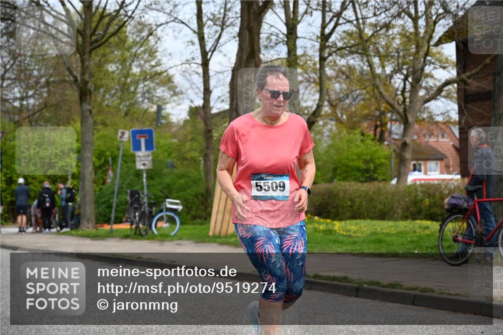 12.04.2026 - 45. Internationalen Wilhelmsburger Insellauf J. Mangold http://msf.ph/oto/9519274 12.04.2026 13:28:18 Ziel 5695, 3800, 2630, 5520, 5509, 5509, 4316, 3564, 3483, 4471 meine-sportfotos.de
