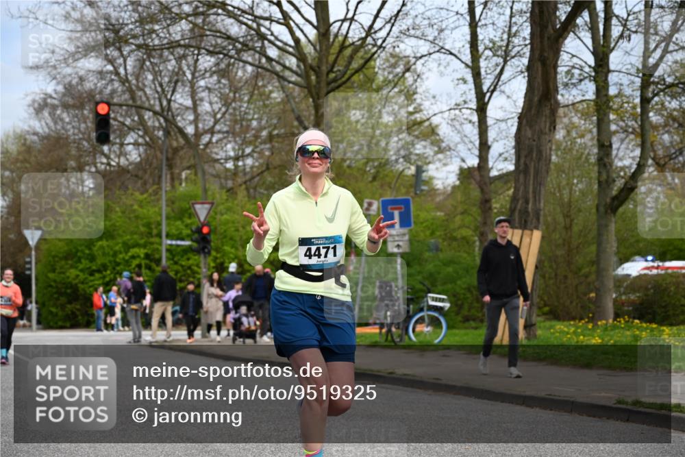12.04.2026 - 45. Internationalen Wilhelmsburger Insellauf J. Mangold http://msf.ph/oto/9519325 12.04.2026 13:28:30 Ziel 3800, 2630, 5520, 5509, 5509, 4316, 3564, 3483, 4471, 4303, 4302, 4304 meine-sportfotos.de
