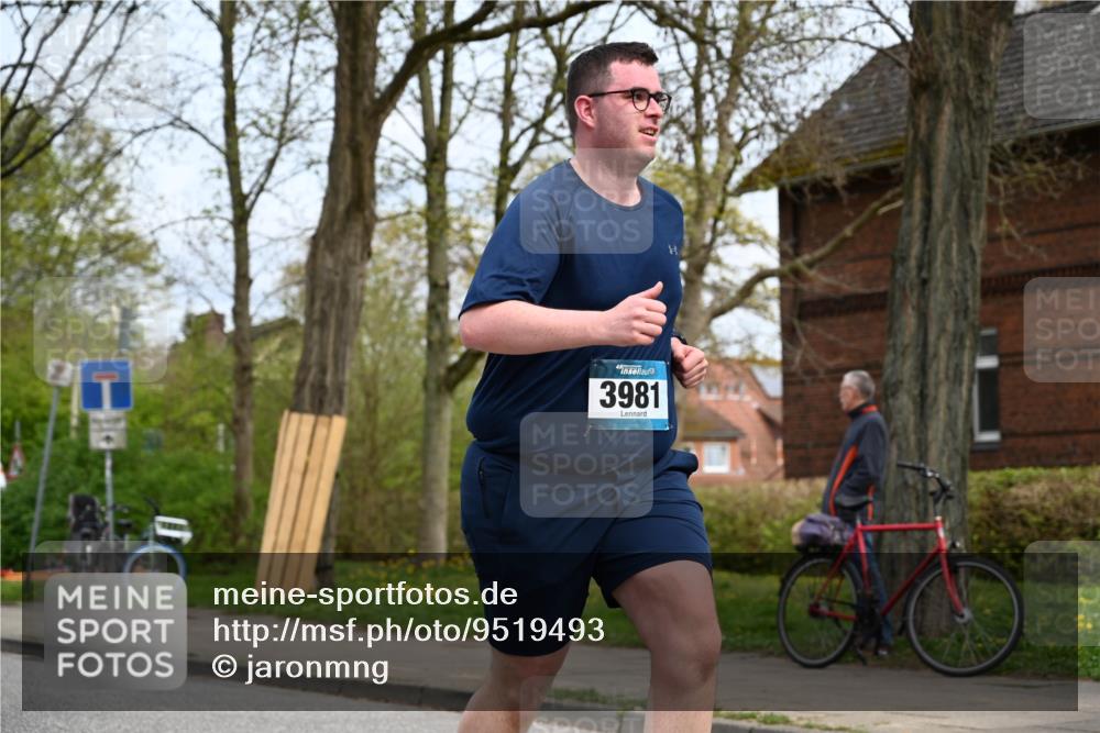12.04.2026 - 45. Internationalen Wilhelmsburger Insellauf J. Mangold http://msf.ph/oto/9519493 12.04.2026 13:30:00 Ziel 5241, 3981, 2514, 2515, 4324, 4429, 2003 meine-sportfotos.de