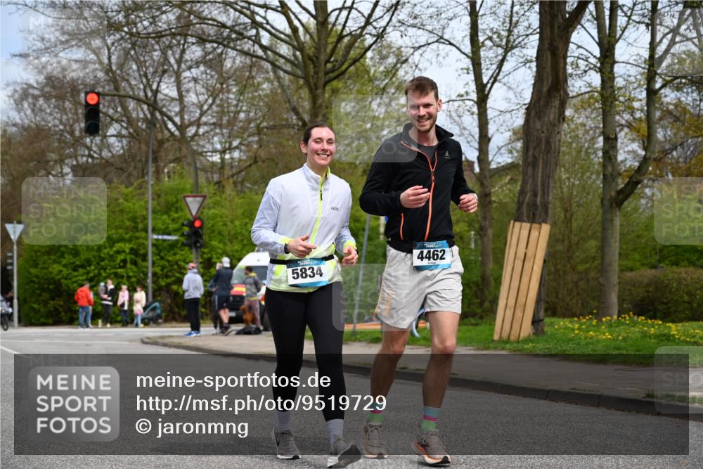 12.04.2026 - 45. Internationalen Wilhelmsburger Insellauf J. Mangold http://msf.ph/oto/9519729 12.04.2026 13:31:52 Ziel 2184, 2079, 2792, 3632, 3628, 2587, 2339, 4462, 4065, 3231 meine-sportfotos.de