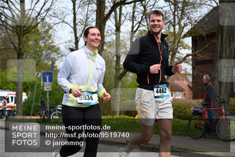 12.04.2026 - 45. Internationalen Wilhelmsburger Insellauf J. Mangold http://msf.ph/oto/9519740 12.04.2026 13:31:53 Ziel 2184, 2079, 2792, 3632, 3628, 2587, 2339, 4462, 4065, 3231, 2397 meine-sportfotos.de