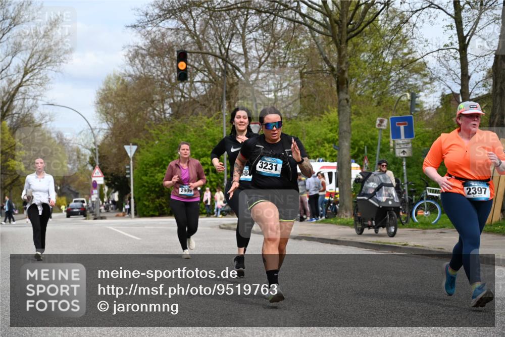 12.04.2026 - 45. Internationalen Wilhelmsburger Insellauf J. Mangold http://msf.ph/oto/9519763 12.04.2026 13:32:08 Ziel 2792, 3632, 3628, 2587, 2339, 4462, 4065, 3231, 2397, 3684, 2909 meine-sportfotos.de