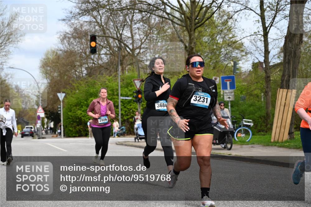 12.04.2026 - 45. Internationalen Wilhelmsburger Insellauf J. Mangold http://msf.ph/oto/9519768 12.04.2026 13:32:08 Ziel 2792, 3632, 3628, 2587, 2339, 4462, 4065, 3231, 2397, 3684, 2909 meine-sportfotos.de