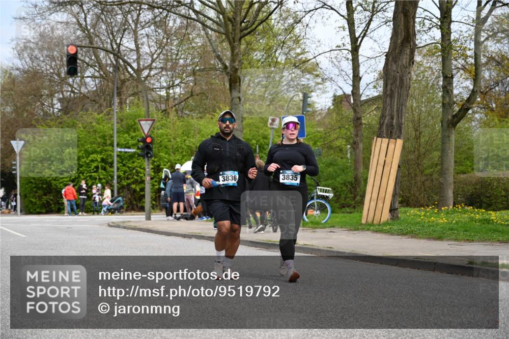 12.04.2026 - 45. Internationalen Wilhelmsburger Insellauf J. Mangold http://msf.ph/oto/9519792 12.04.2026 13:32:31 Ziel 4065, 3231, 2397, 3684, 2909, 3836, 5224 meine-sportfotos.de