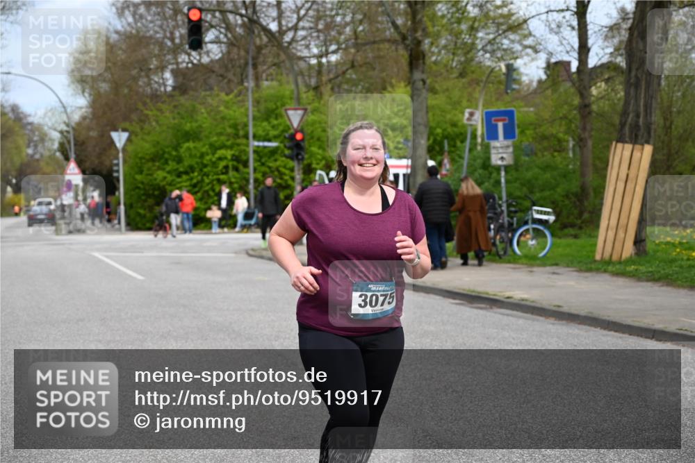 12.04.2026 - 45. Internationalen Wilhelmsburger Insellauf J. Mangold http://msf.ph/oto/9519917 12.04.2026 13:34:05 Ziel 3409, 3075 meine-sportfotos.de