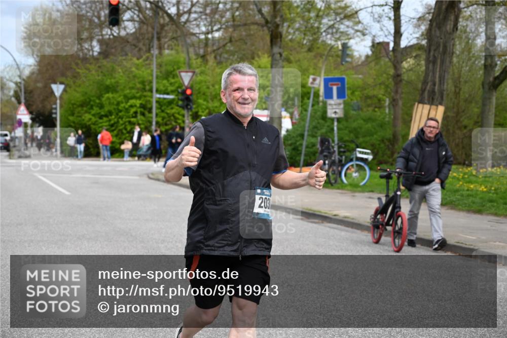12.04.2026 - 45. Internationalen Wilhelmsburger Insellauf J. Mangold http://msf.ph/oto/9519943 12.04.2026 13:34:35 Ziel 3075, 2038 meine-sportfotos.de