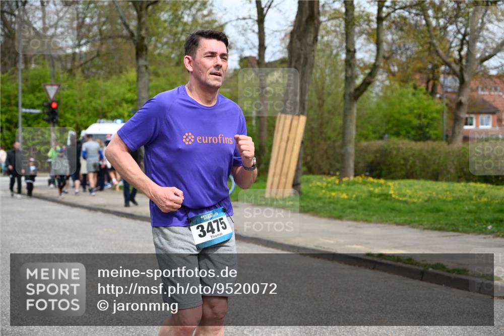 12.04.2026 - 45. Internationalen Wilhelmsburger Insellauf J. Mangold http://msf.ph/oto/9520072 12.04.2026 13:36:56 Ziel 2773, 3559, 5604, 3475 meine-sportfotos.de