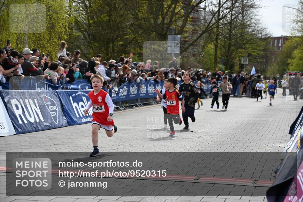 12.04.2026 - 45. Internationalen Wilhelmsburger Insellauf J. Mangold http://msf.ph/oto/9520315 12.04.2026 14:08:34 Ziel 58, 26, 716, 1505, 782, 258, 175 meine-sportfotos.de