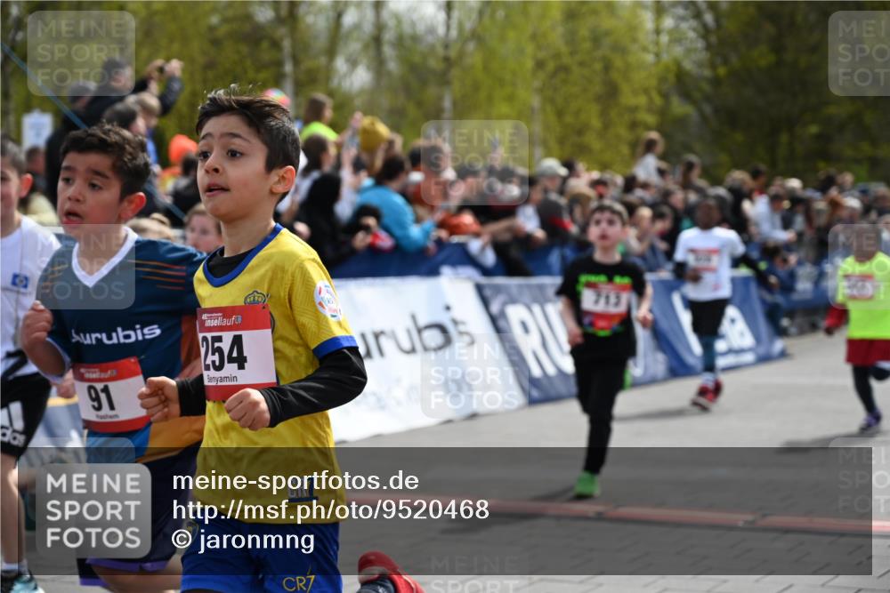 12.04.2026 - 45. Internationalen Wilhelmsburger Insellauf J. Mangold http://msf.ph/oto/9520468 12.04.2026 14:09:01 Ziel 91, 254, 1506, 266, 713, 547, 762, 281, 928, 953 meine-sportfotos.de