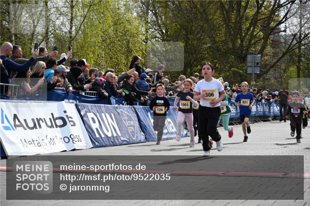 12.04.2026 - 45. Internationalen Wilhelmsburger Insellauf J. Mangold http://msf.ph/oto/9522035 12.04.2026 14:21:14 Ziel 634, 812, 618, 241, 306, 1001, 130, 126, 460, 821, 99, 771, 62, 768 meine-sportfotos.de