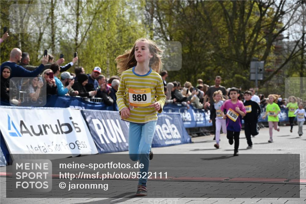 12.04.2026 - 45. Internationalen Wilhelmsburger Insellauf J. Mangold http://msf.ph/oto/9522111 12.04.2026 14:21:24 Ziel 139, 1611, 629, 566, 564, 607, 980, 1630, 991, 302, 562, 309, 282, 528 meine-sportfotos.de