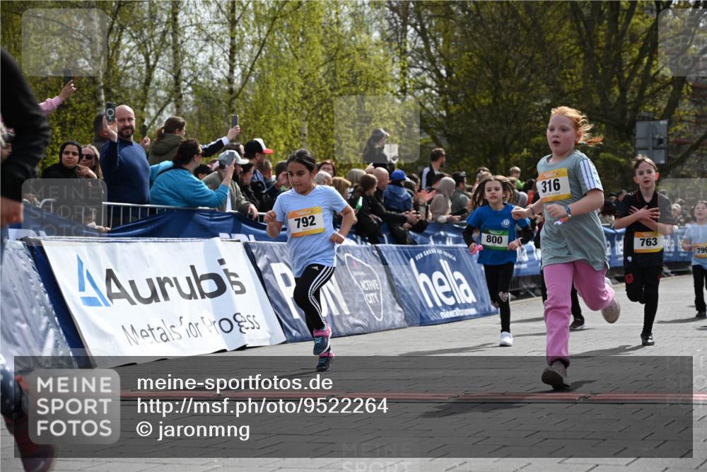 12.04.2026 - 45. Internationalen Wilhelmsburger Insellauf J. Mangold http://msf.ph/oto/9522264 12.04.2026 14:21:51 Ziel 66, 136, 729, 769, 646, 159, 1622, 317, 283, 134, 316, 792, 763, 255, 65, 1617, 969, 799, 974, 482 meine-sportfotos.de