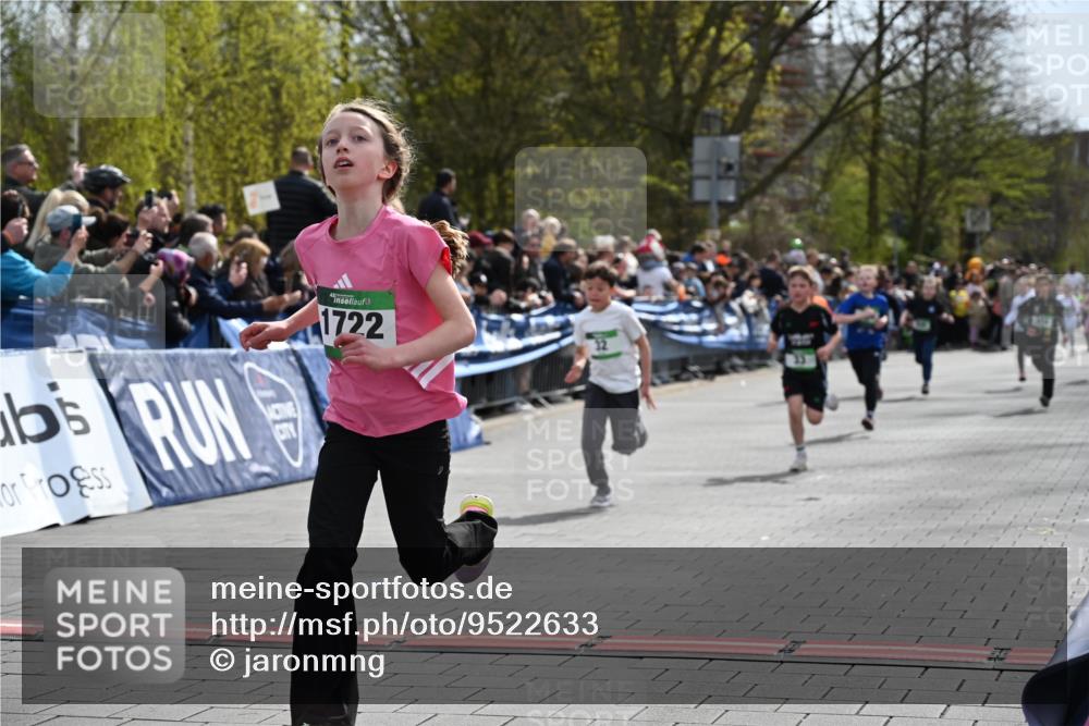 12.04.2026 - 45. Internationalen Wilhelmsburger Insellauf J. Mangold http://msf.ph/oto/9522633 12.04.2026 14:34:23 Ziel 1014, 1731, 1722, 32, 33, 104, 314, 1718 meine-sportfotos.de