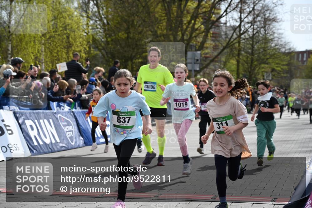 12.04.2026 - 45. Internationalen Wilhelmsburger Insellauf J. Mangold http://msf.ph/oto/9522811 12.04.2026 14:34:46 Ziel 436, 110, 524, 660, 843, 815, 423, 16, 837, 311, 589, 808, 1720, 538 meine-sportfotos.de