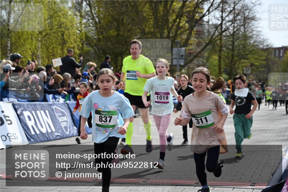 12.04.2026 - 45. Internationalen Wilhelmsburger Insellauf J. Mangold http://msf.ph/oto/9522812 12.04.2026 14:34:46 Ziel 436, 110, 524, 660, 843, 815, 423, 16, 837, 311, 589, 808, 1720, 538 meine-sportfotos.de