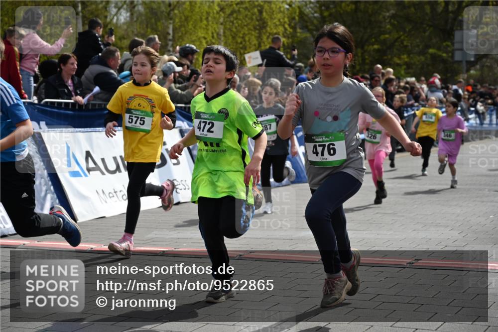 12.04.2026 - 45. Internationalen Wilhelmsburger Insellauf J. Mangold http://msf.ph/oto/9522865 12.04.2026 14:34:58 Ziel 519, 999, 622, 471, 356, 47, 1021, 485, 489, 1016, 122, 476, 472, 575, 287, 326, 464, 1706, 346, 1726, 556, 840, 864, 288, 1725 meine-sportfotos.de