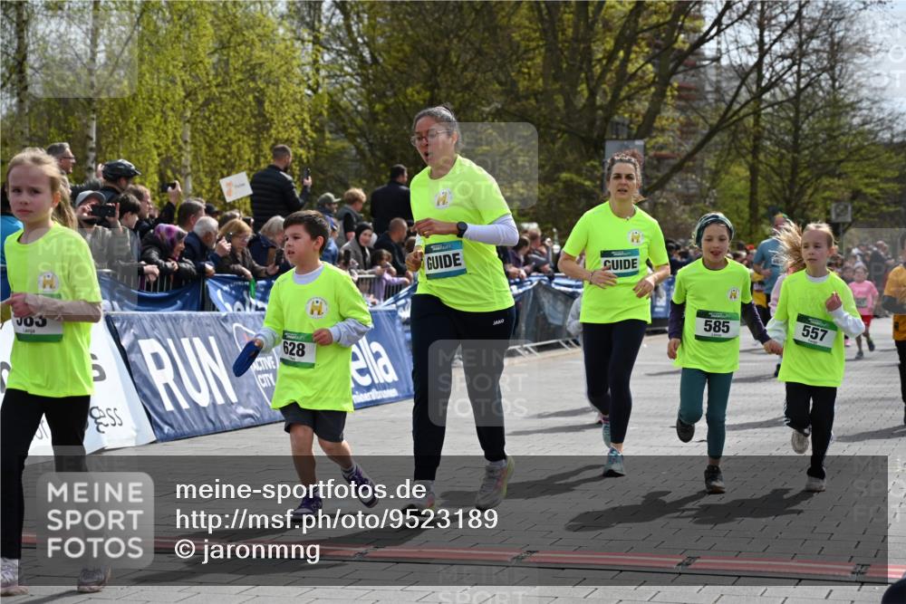 12.04.2026 - 45. Internationalen Wilhelmsburger Insellauf J. Mangold http://msf.ph/oto/9523189 12.04.2026 14:35:56 Ziel 1069, 583, 628, 557, 585, 79, 76, 344, 90, 1732 meine-sportfotos.de