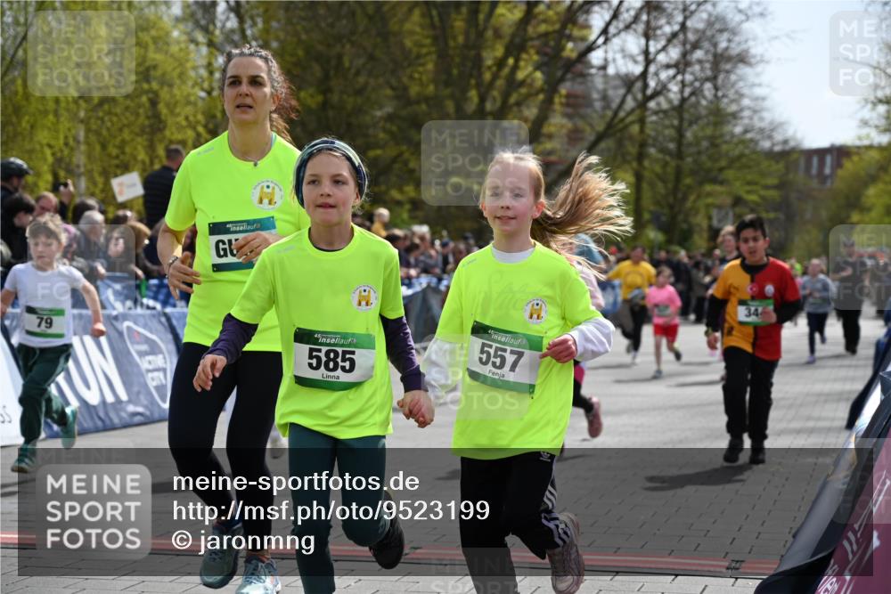 12.04.2026 - 45. Internationalen Wilhelmsburger Insellauf J. Mangold http://msf.ph/oto/9523199 12.04.2026 14:35:57 Ziel 1069, 583, 628, 557, 585, 79, 76, 344, 90, 1732 meine-sportfotos.de