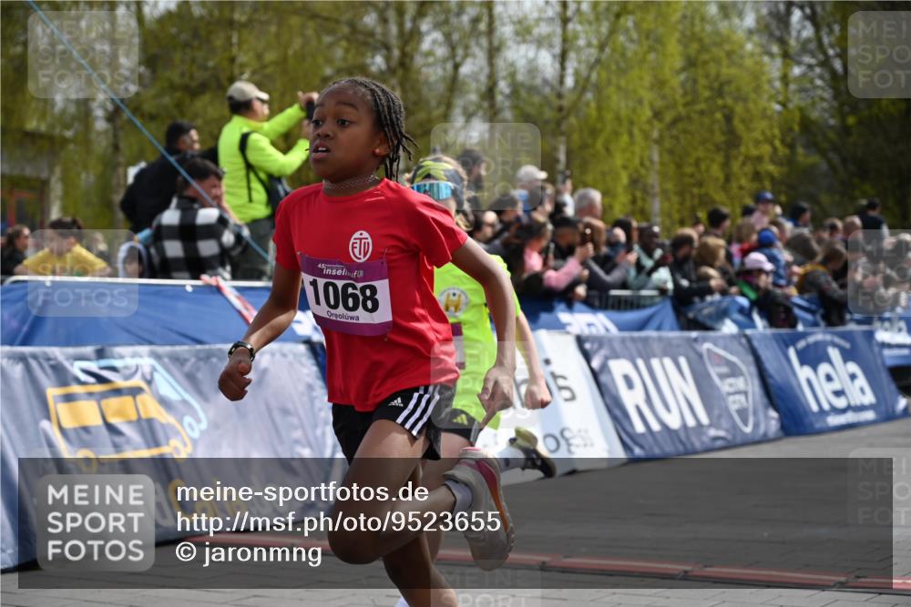 12.04.2026 - 45. Internationalen Wilhelmsburger Insellauf J. Mangold http://msf.ph/oto/9523655 12.04.2026 14:48:38 Ziel 71, 1838, 1068, 599, 18 meine-sportfotos.de