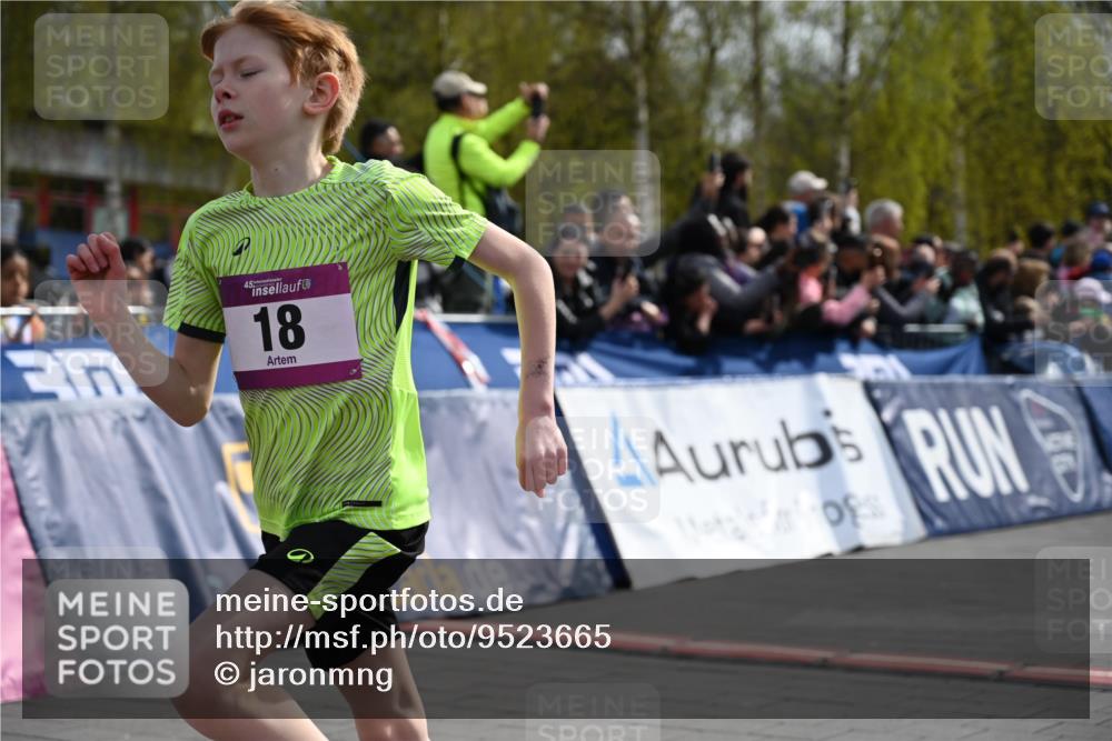 12.04.2026 - 45. Internationalen Wilhelmsburger Insellauf J. Mangold http://msf.ph/oto/9523665 12.04.2026 14:48:40 Ziel 1838, 1068, 599, 18, 382 meine-sportfotos.de