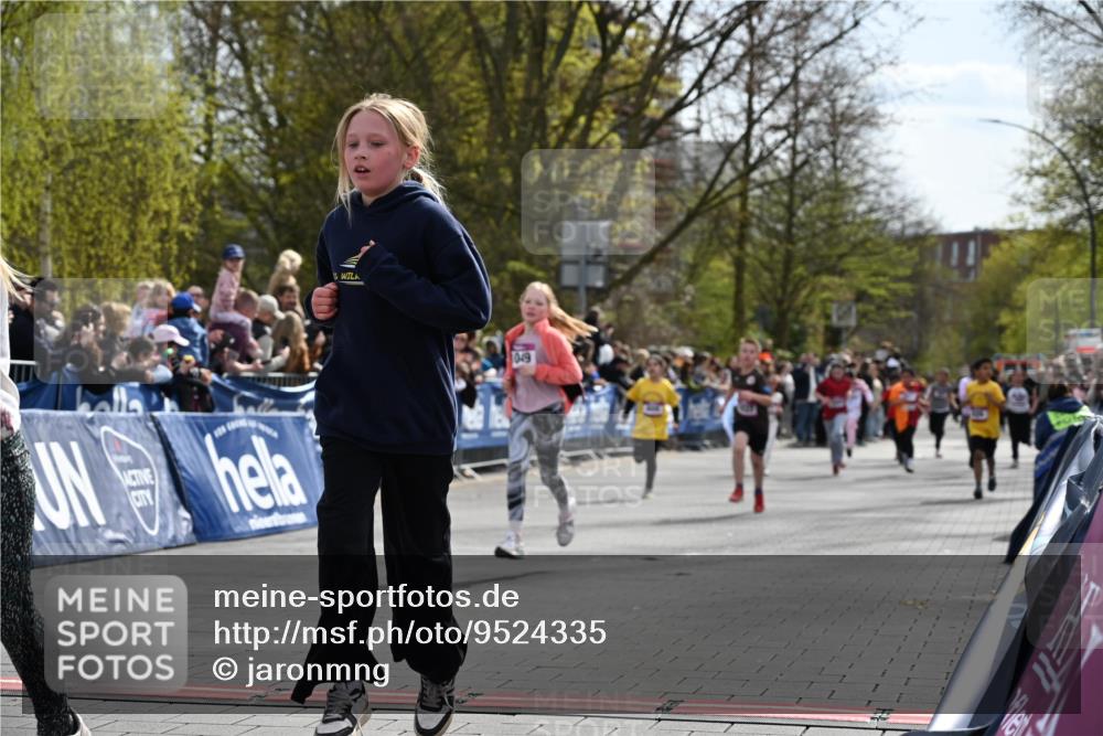 12.04.2026 - 45. Internationalen Wilhelmsburger Insellauf J. Mangold http://msf.ph/oto/9524335 12.04.2026 14:50:43 Ziel 362, 865, 1844, 98, 22, 654, 420, 877, 1049, 1837, 609, 331 meine-sportfotos.de