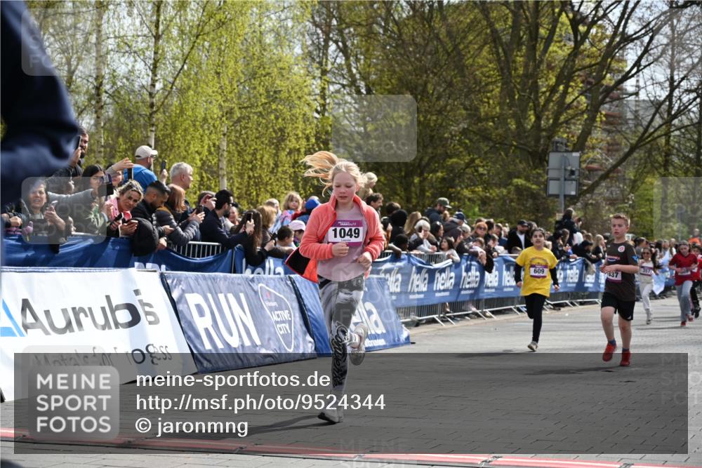 12.04.2026 - 45. Internationalen Wilhelmsburger Insellauf J. Mangold http://msf.ph/oto/9524344 12.04.2026 14:50:44 Ziel 1844, 98, 22, 654, 420, 877, 1049, 1837, 609, 331 meine-sportfotos.de