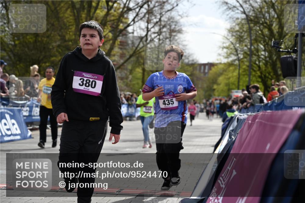 12.04.2026 - 45. Internationalen Wilhelmsburger Insellauf J. Mangold http://msf.ph/oto/9524470 12.04.2026 14:51:15 Ziel 1054, 1843, 380, 435, 1051, 544, 444, 868, 852 meine-sportfotos.de