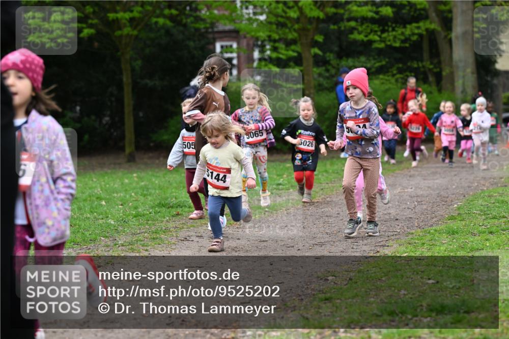 19.04.2026 - Hammer Lauf Dr. Thomas Lammeyer http://msf.ph/oto/9525202 19.04.2026 09:01:22 Laufen 505, 5144, 5065, 5026 meine-sportfotos.de